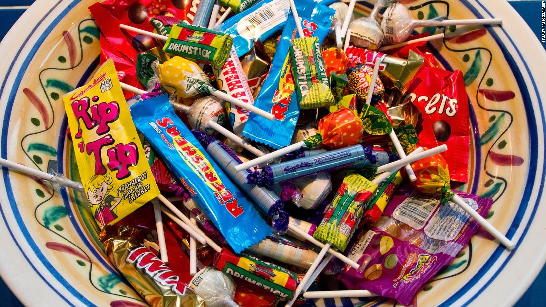 LA County bans trick-or-treating due to coronavirus