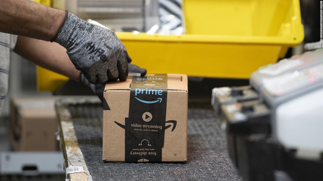 Amazon is hiring 33,000 new employees with an average pay of $150,000