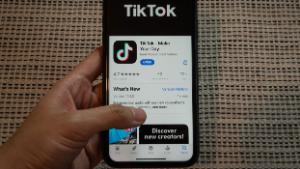 The download page for ByteDance Ltd.&#39;s TikTok app on the Apple Inc. App Store is displayed on a smartphone in an arranged photograph in Beijing, China, on Tuesday, Sept. 1, 2020. U.S. President Donald Trump said he&#39;s told people involved in the sale of the U.S. assets of ByteDance&#39;s TikTok that the deal must be struck by Sept. 15 and the federal government must be &quot;well compensated,&quot; or the service will be shut down. Photographer: Yan Cong/Bloomberg via Getty Images