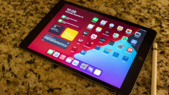 8th Gen Ipad First Impressions Cnn Underscored