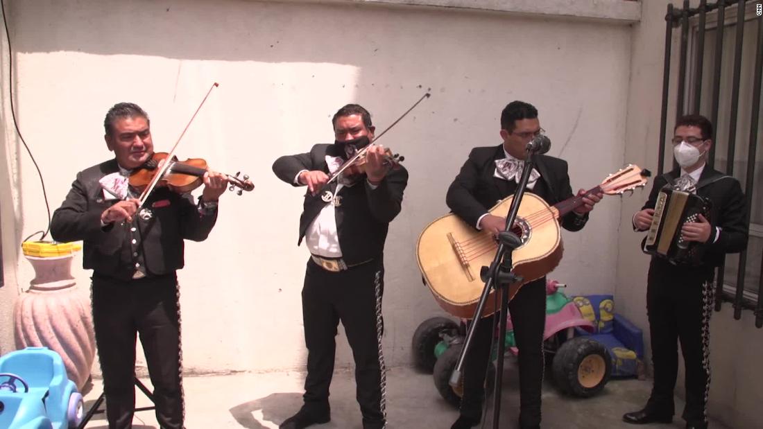 Mariachis Play On, Their Music Unsilenced by the Virus or the Deaths - The  New York Times