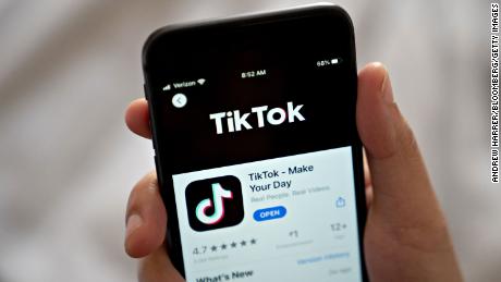 TikTok and WeChat downloads soar ahead of ban