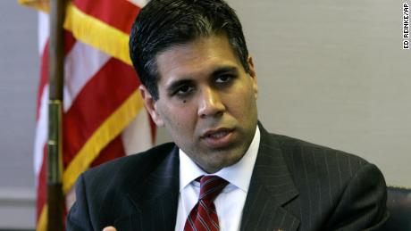 Amul Thapar, the new U. S. Attorney for the Eastern District of Kentucky, talks with The Associated Press Thursday, May 18, 2006, in Lexington, Ky. Thapar will likely oversee high-profile cases against political officials, child molesters, drug rings and employers who circumvent immigration laws.  (AP Photo/Ed Reinke)