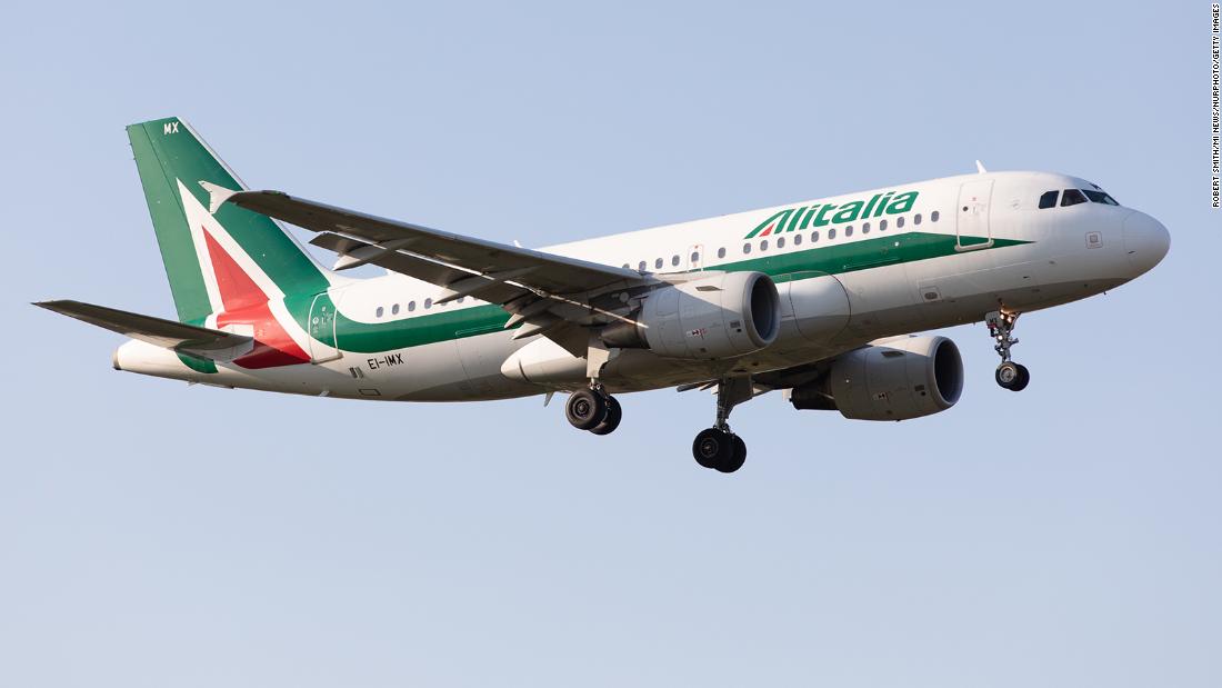 alitalia-airline-offering-covidtested-flights