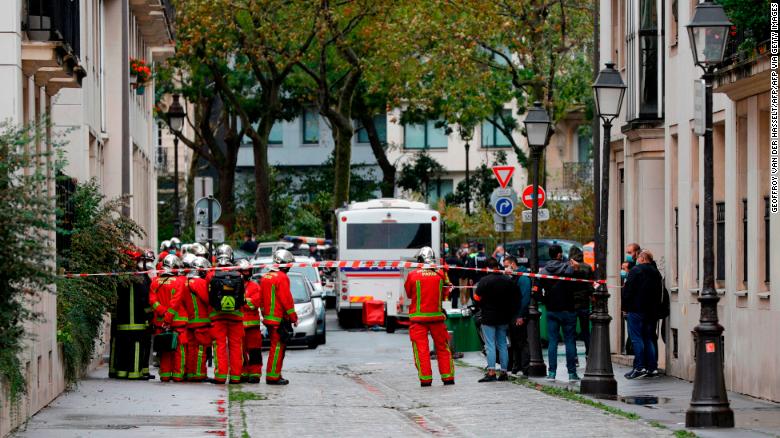 Paris knife attack suspect is of Pakistani origin, French authorities say