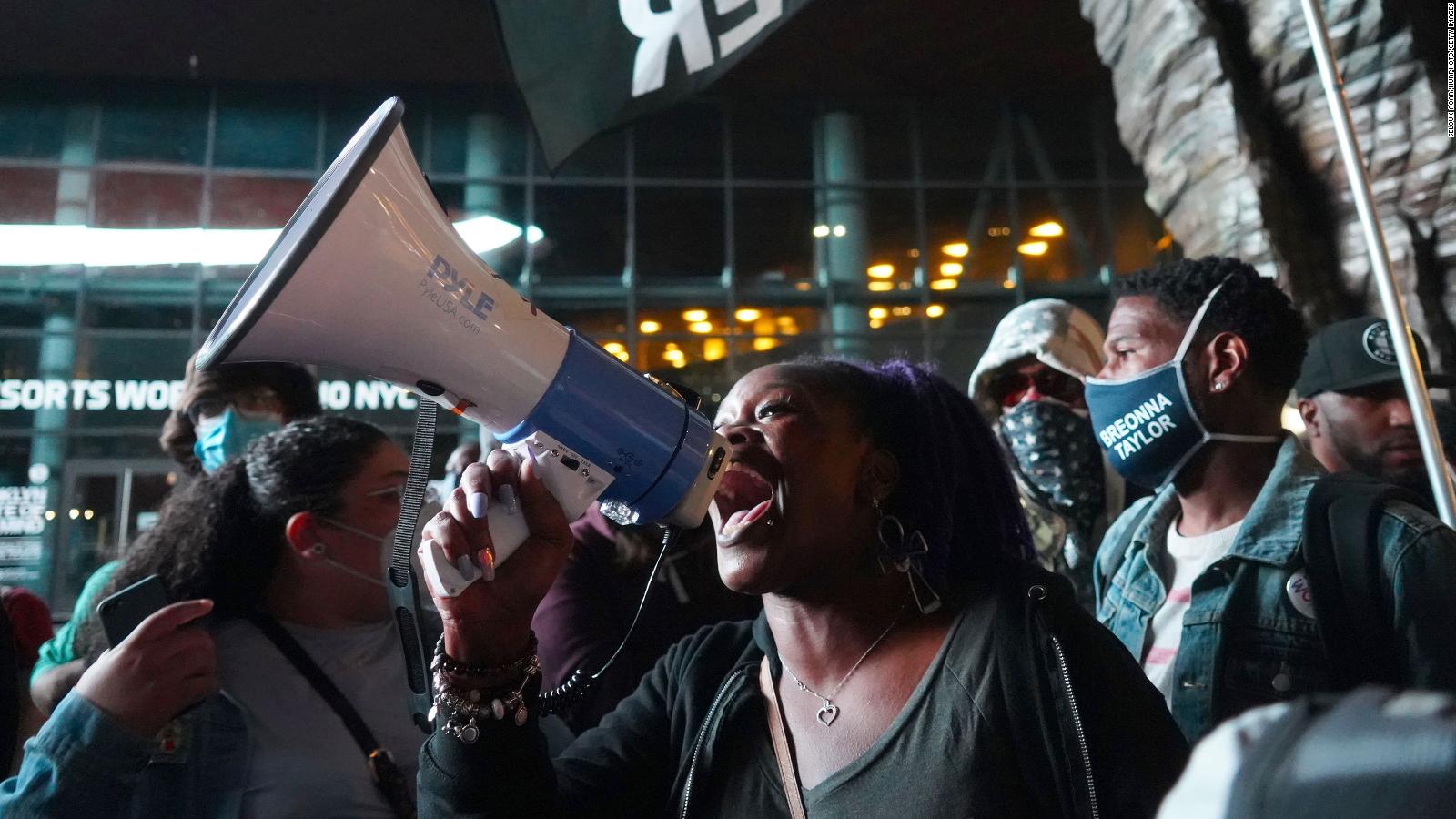 Breonna Taylor Protests Anger Erupts In American Cities After Charging Decision Cnn 4874