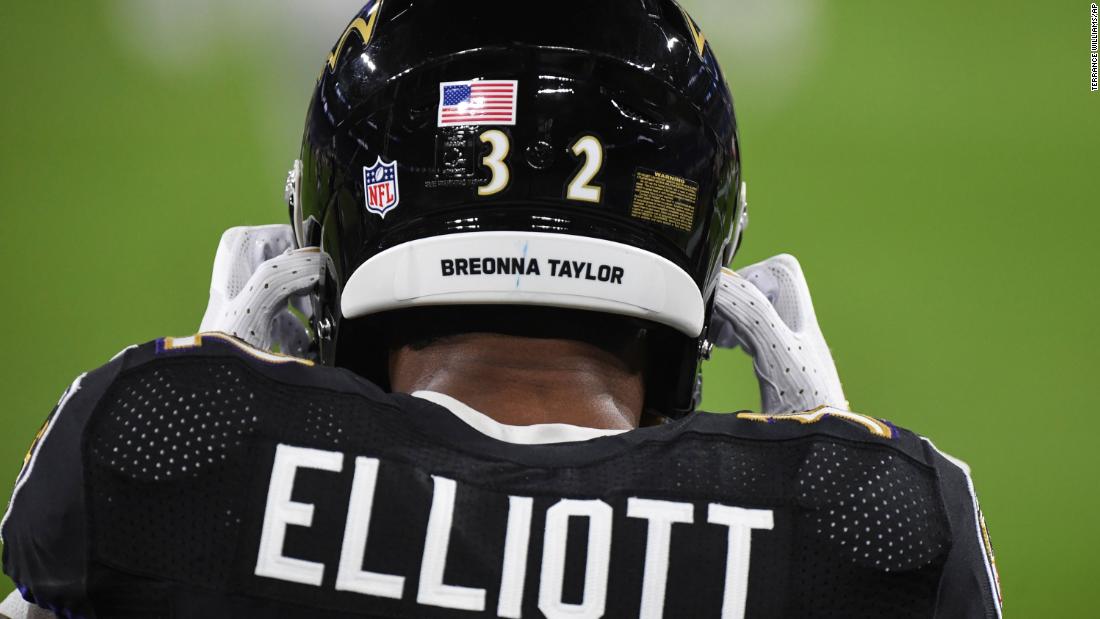 Baltimore Ravens&#39; DeShon Elliott is one of a number of NFL players wearing Breonna Taylor&#39;s name on the back of their helmets.