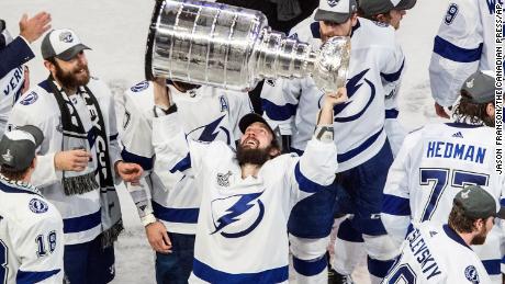Tampa Bay Lightning Win The Nhl S Stanley Cup Cnn