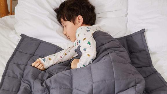 11 well-liked weighted blankets that buyers swear by - CNN Underscored