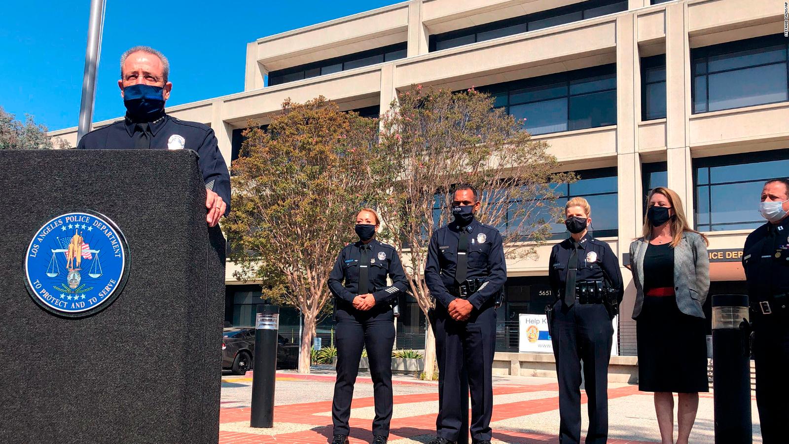 Man Charged With Attempted Murder After Attacking Two Los Angeles Police Officers Cnn