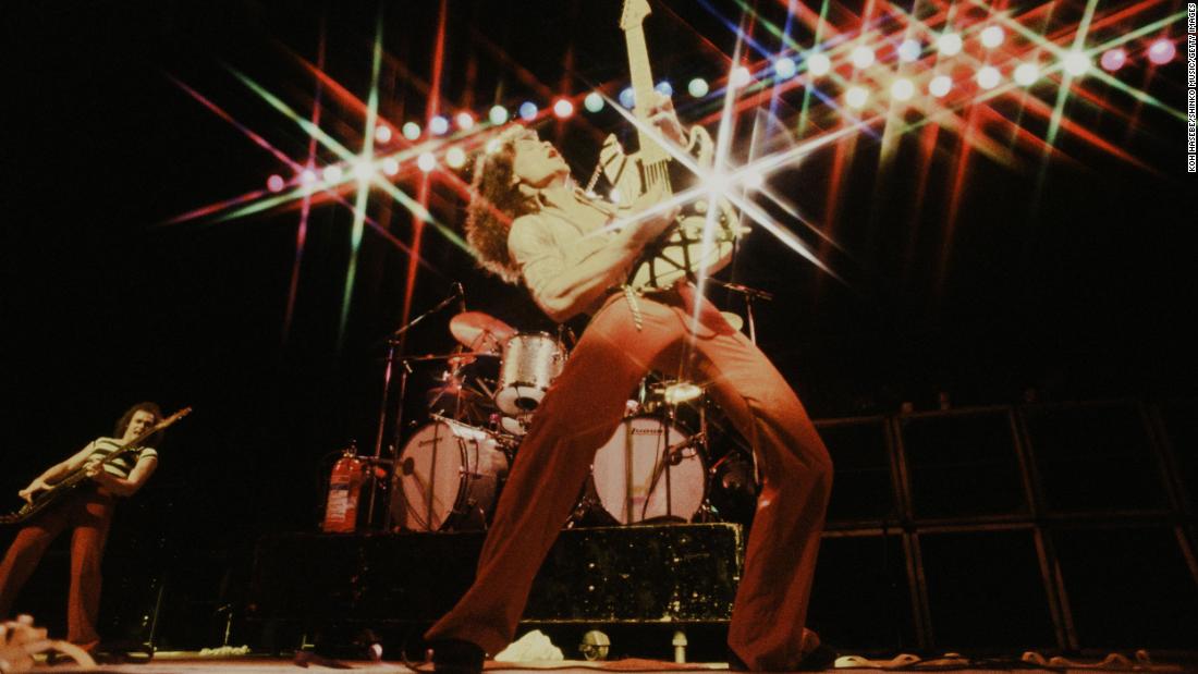 Van Halen strikes a pose at Tokyo Kōsei Nenkin Kaikan in June 1978.