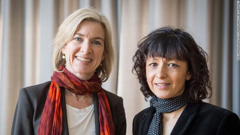 The American biochemist Jennifer A. Doudna (left) and French microbiologist Emmanuelle Charpentier, pictured together in 2016.