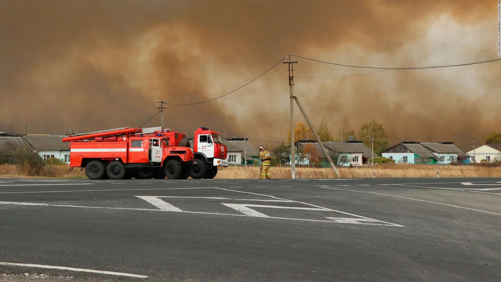 Russia evacuates hundreds following munitions explosions in Ryazan