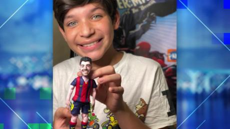 Este niño venezolano crea esculturas plastilina de celebridades mundiales - CNN Video