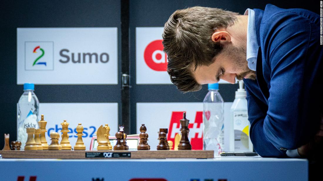 Magnus Carlsen breaks record for longest unbeaten streak in chess history, Magnus  Carlsen