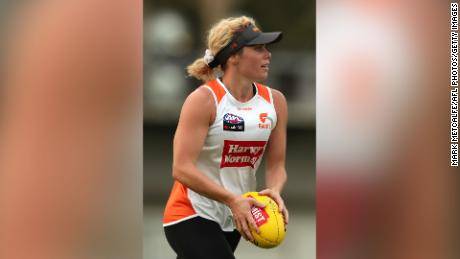 Barclay is seen in action during a Greater Western Sydney Giants AFLW training session in December 2019.