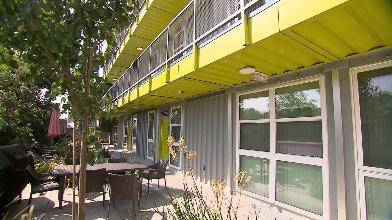 In Los Angeles Shipping Containers Becoming Homes For The Homeless Cnn