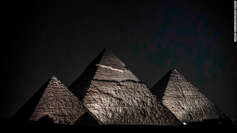 Egypt adds restaurant at ancient pyramid site