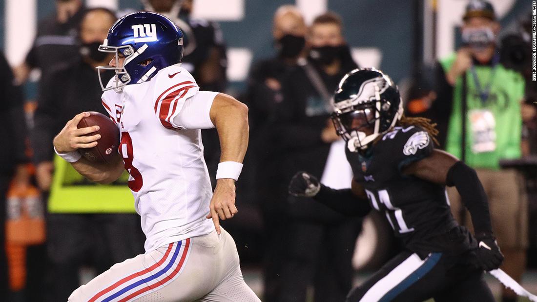 NFL 2020: NY Giants vs Philadelphia Eagles, Daniel Jones 80-yard run, news,  video