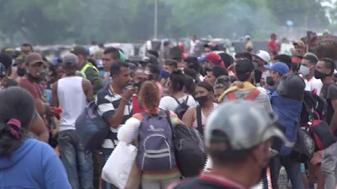 La pandemia obliga al regreso de migrantes venezolanos - CNN Video