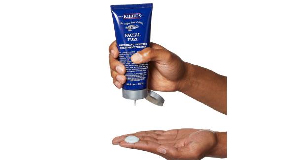 Le traitement hydratant énergisant Facial Fuel de Kiehl's pour hommes