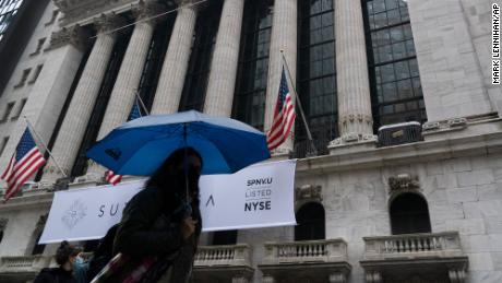 Stocks sell off sharply as coronavirus cases soar