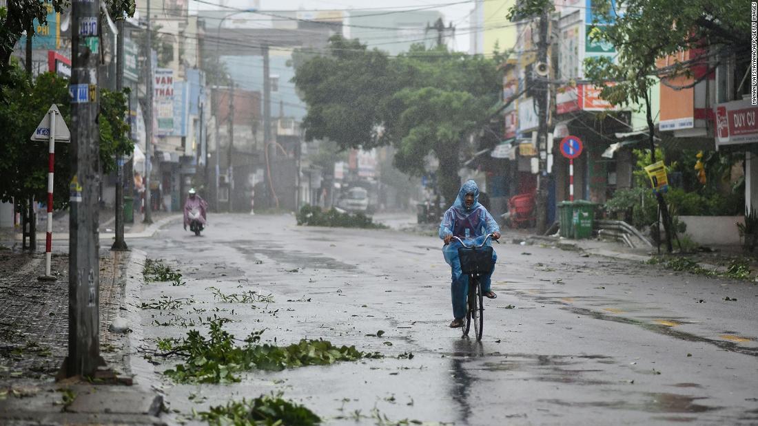 Typhoon Molave makes landfall in Vietnam in the aftermath of deadly floods - CNN