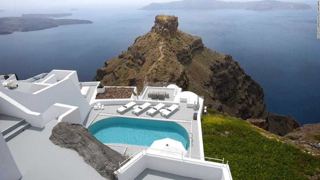 The world's most breathtaking clifftop hotels