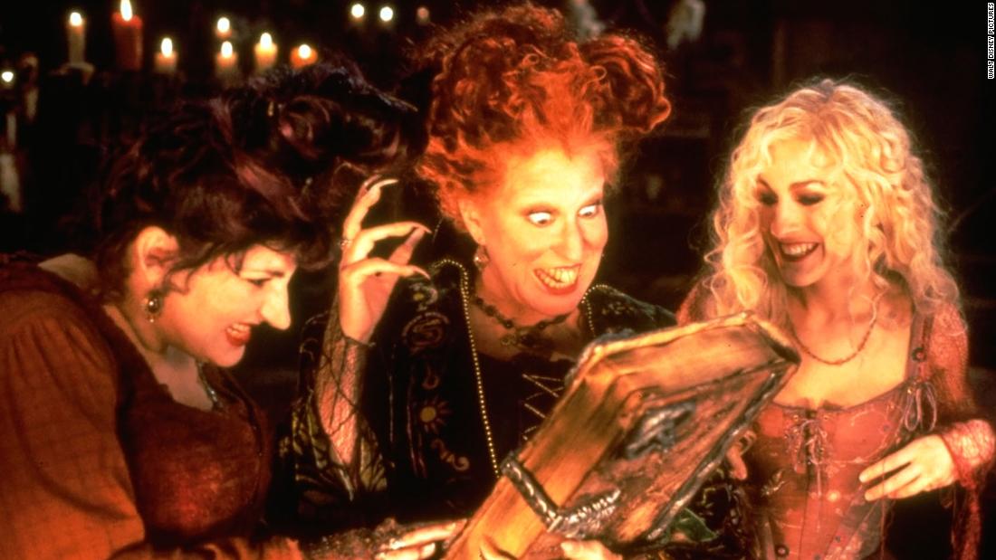 'Hocus Pocus 2': Bette Midler, Sarah Jessica Parker and Kathy Najimy returning