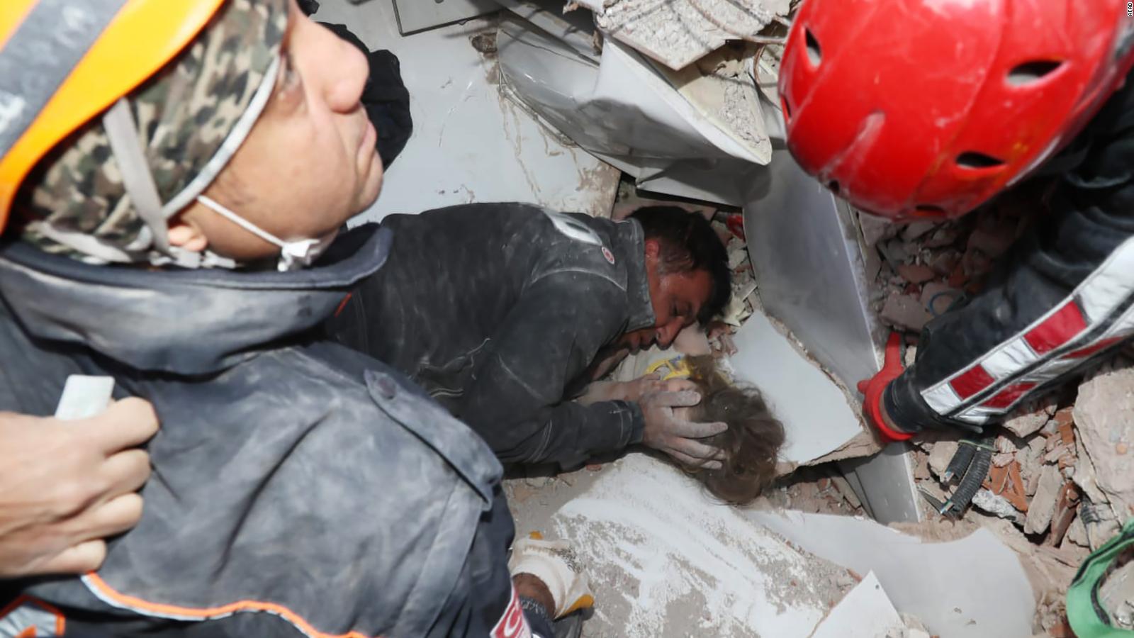 Turkey Earthquake Girl 2 Rescued After 91 Hours Trapped Under Rubble In Izmir Cnn 