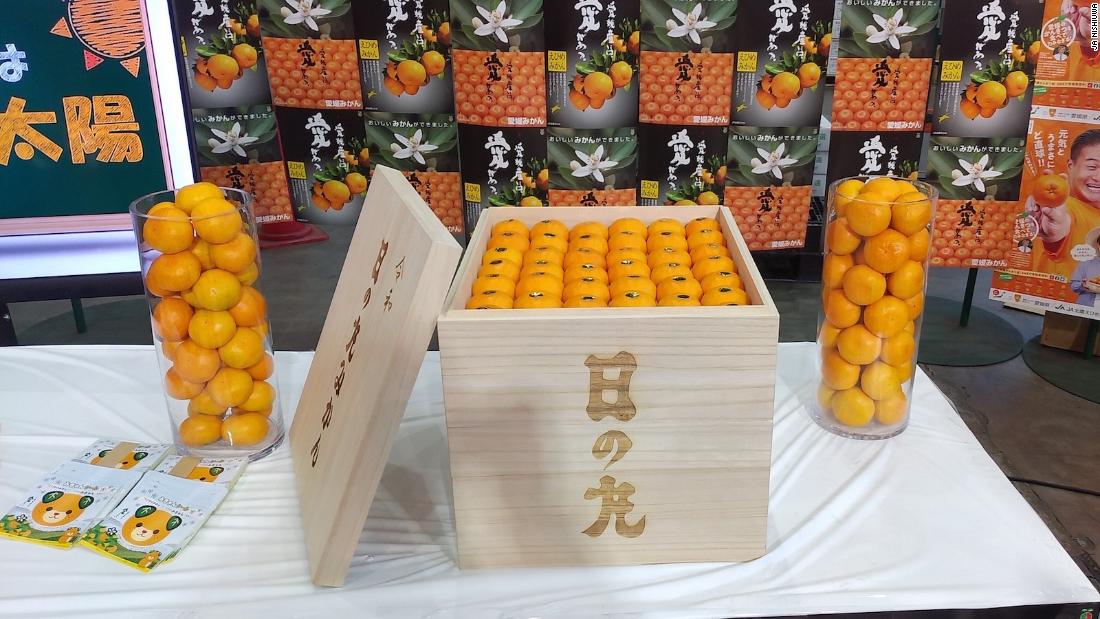 crate-of-oranges-sells-for-9600-in-japan