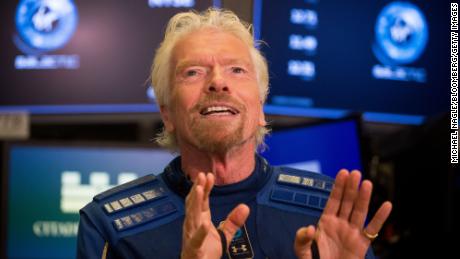 Richard Branson quer que a Virgin Galactic seja 'o primeiro bilionário do espaço'  viajar para o espaço