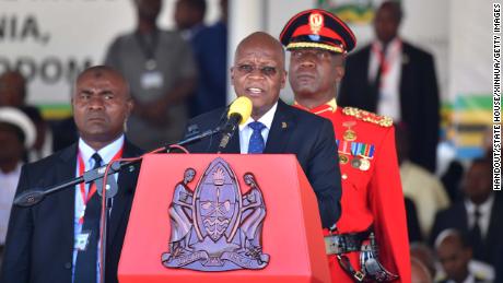 Tanzania&#39;s newly re-elected President John Magufuli speaks at his inauguration ceremony on November 5. 