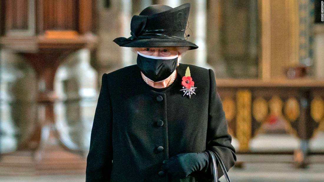 Queen Elizabeth seen in face mask for first time during commemorative ...