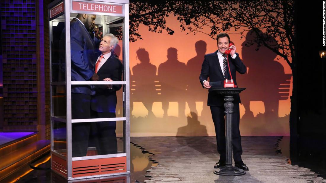 Shaquille O&#39;Neal and Trebek guest star in the &quot;Phone Booth&quot; sketch with Jimmy Fallon on October 5, 2015.