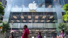 Apple suspends new business with iPhone supplier that used students on night shifts