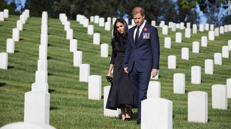 Harry and Meghan lay wreath on Remembrance Sunday visit to LA cemetery