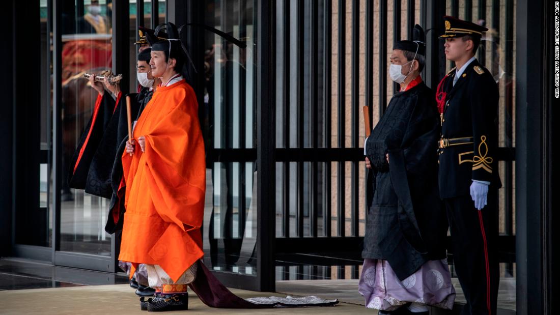 japan-formally-declares-prince-akishino-heir-to-the-throne