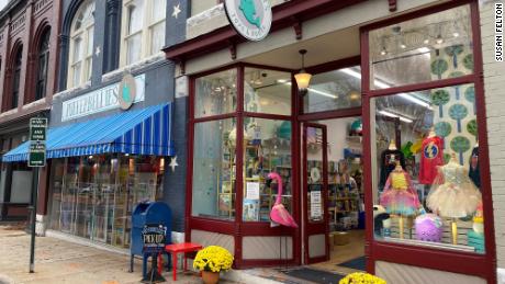 Small toy stores fear they will not stay in business after this year