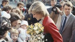 201113115401 princess diana style 2 hp video Princess Diana's wedding dress and top fashion moments revisted