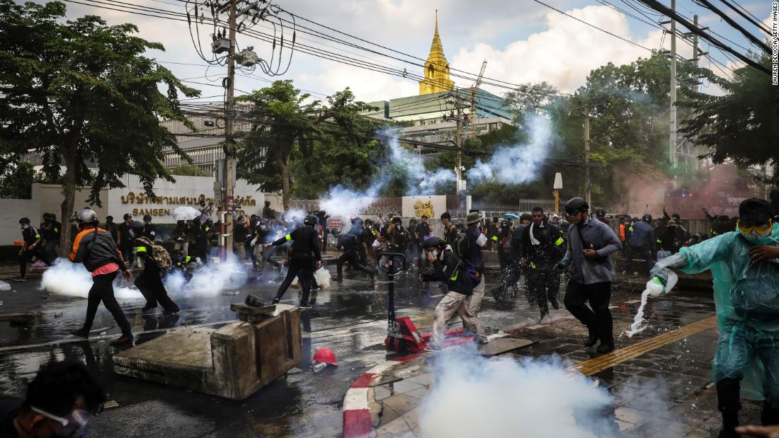 Thousands protest in Bangkok after Thai parliament votes on constitutional reform - CNN
