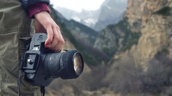Featured image of post Best Dslr Camera For Video Beginners : There are a few approaches you can make when choosing what camera will be best.