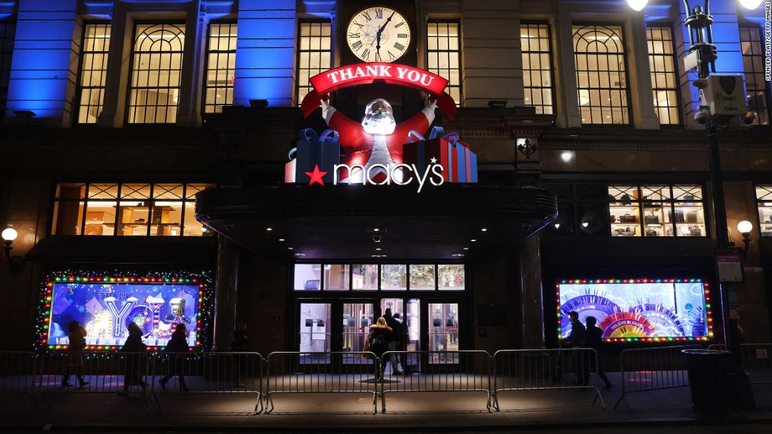 Macy's honors New York City's essential workers with holiday