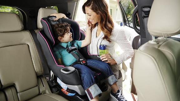 Graco Extend2Fit Convertible Car Seat