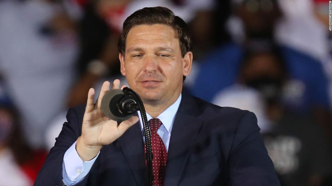 Analysis: Trump sends a very clear message to DeSantis: Stay out of 2024!