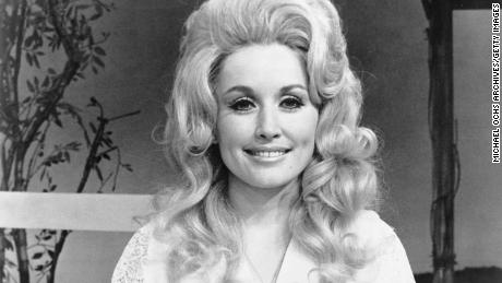 Dolly Parton poses for a portrait around 1972. 