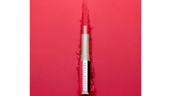 Fenty Beauty de Rihanna Mattemoiselle Plush Matte Lipstick 