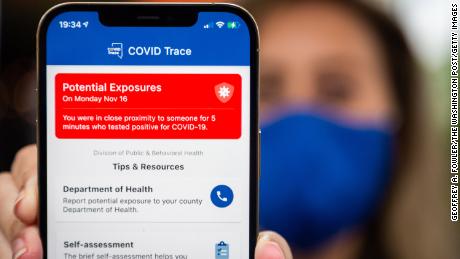 Peringatan kontak dekat dari aplikasi pemberitahuan paparan Covid-19 yang dibuat oleh Departemen Kesehatan dan Layanan Kemanusiaan Nevada. 