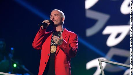 J Balvin es el artista urbano con más números 1 en Billboard