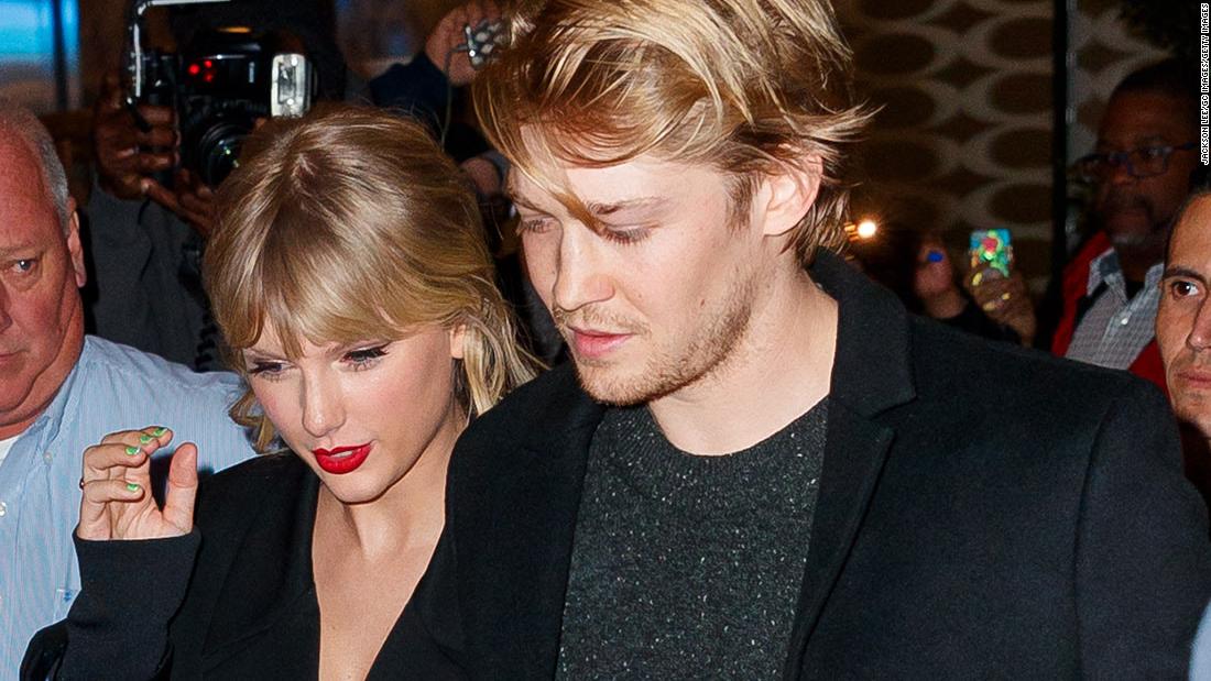 Taylor Swift Is Dating British Actor Joe Alwyn